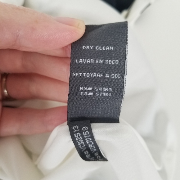 NWT Vince Camuto Black/White Stripe Shift Dress Size 10 Asymmetrical Sleeveless - Picture 11 of 15